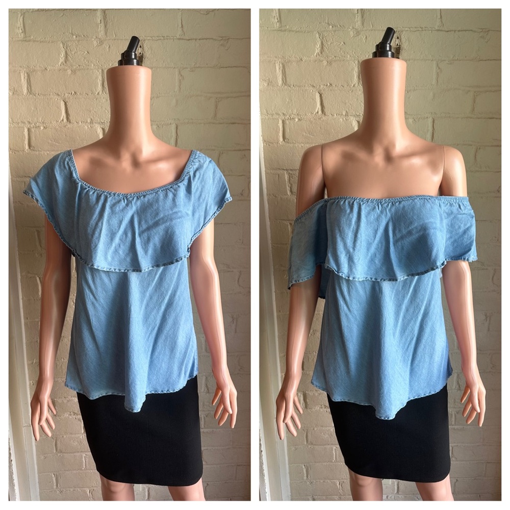 American Rag size small light blue denim style summer blouse top